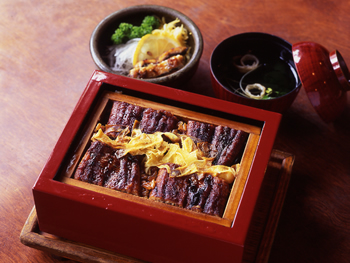 うなぎのせいろ蒸し